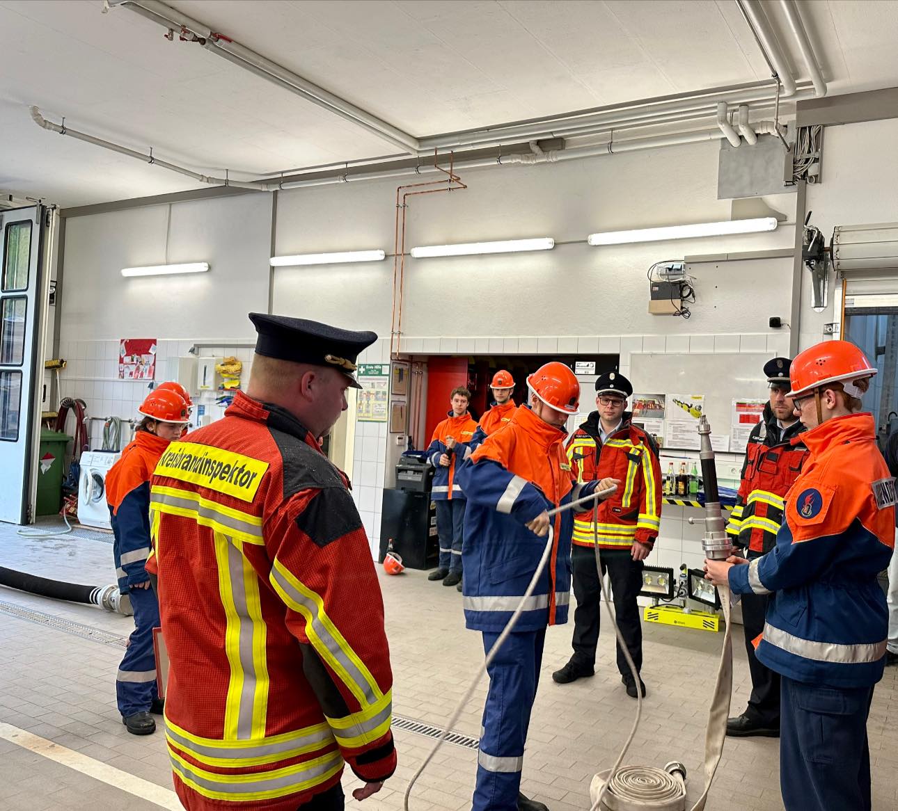 Jugendliche bei der Leistungsprüfung