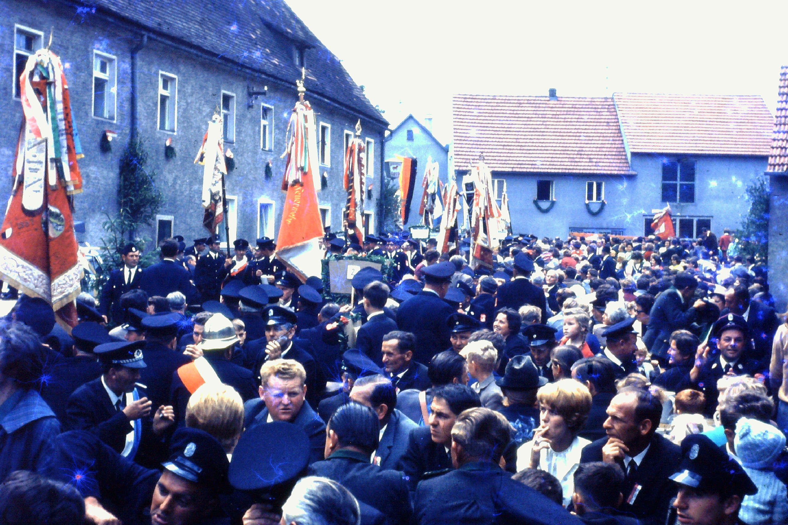 100-jährigen Gründungsjubiläums der Freiwilligen Feuerwehr 